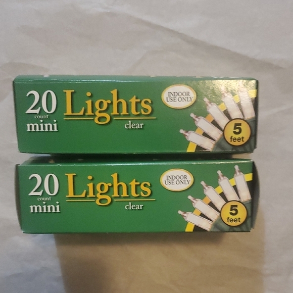 Mini Clear Lights with Green Wire - Picture 2 of 3